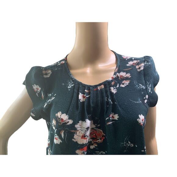Fun 2 Fun Dark Green Floral Scoop Neck Polyester Womens Blouse Size Medium - Picture 2 of 13